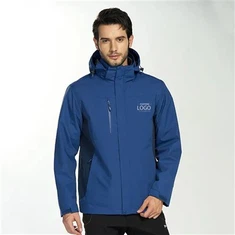 Јакна за планинарење отпорна на ветар